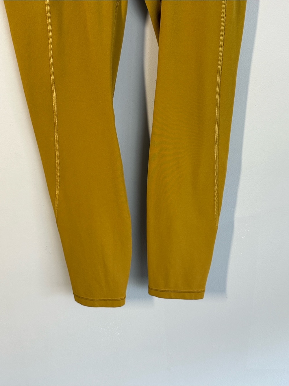 Lululemon Align High Rise Mustard Yellow Leggings Size 4 Activewear Workout - Picture 4 of 11